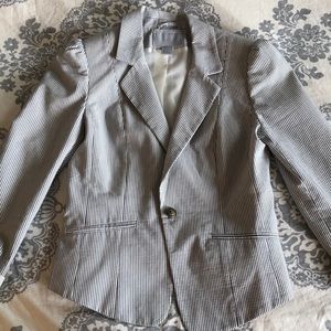 Lovely H&M striped blazer